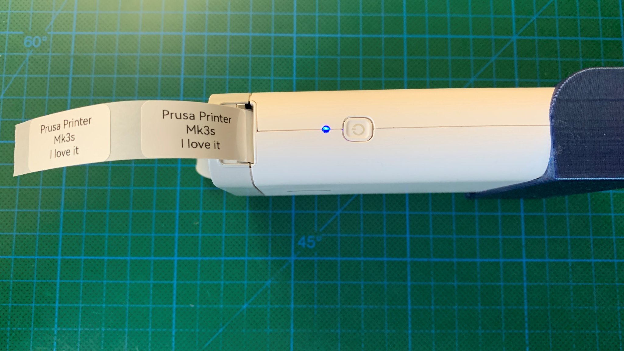 Giá đỡ cho máy in nhãn NiiMBOT D11