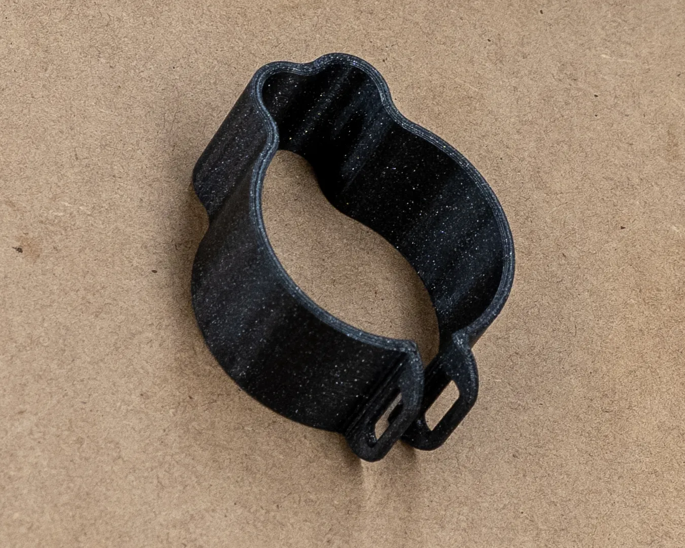 Kẹp cáp cho ống hút chân không 38mm