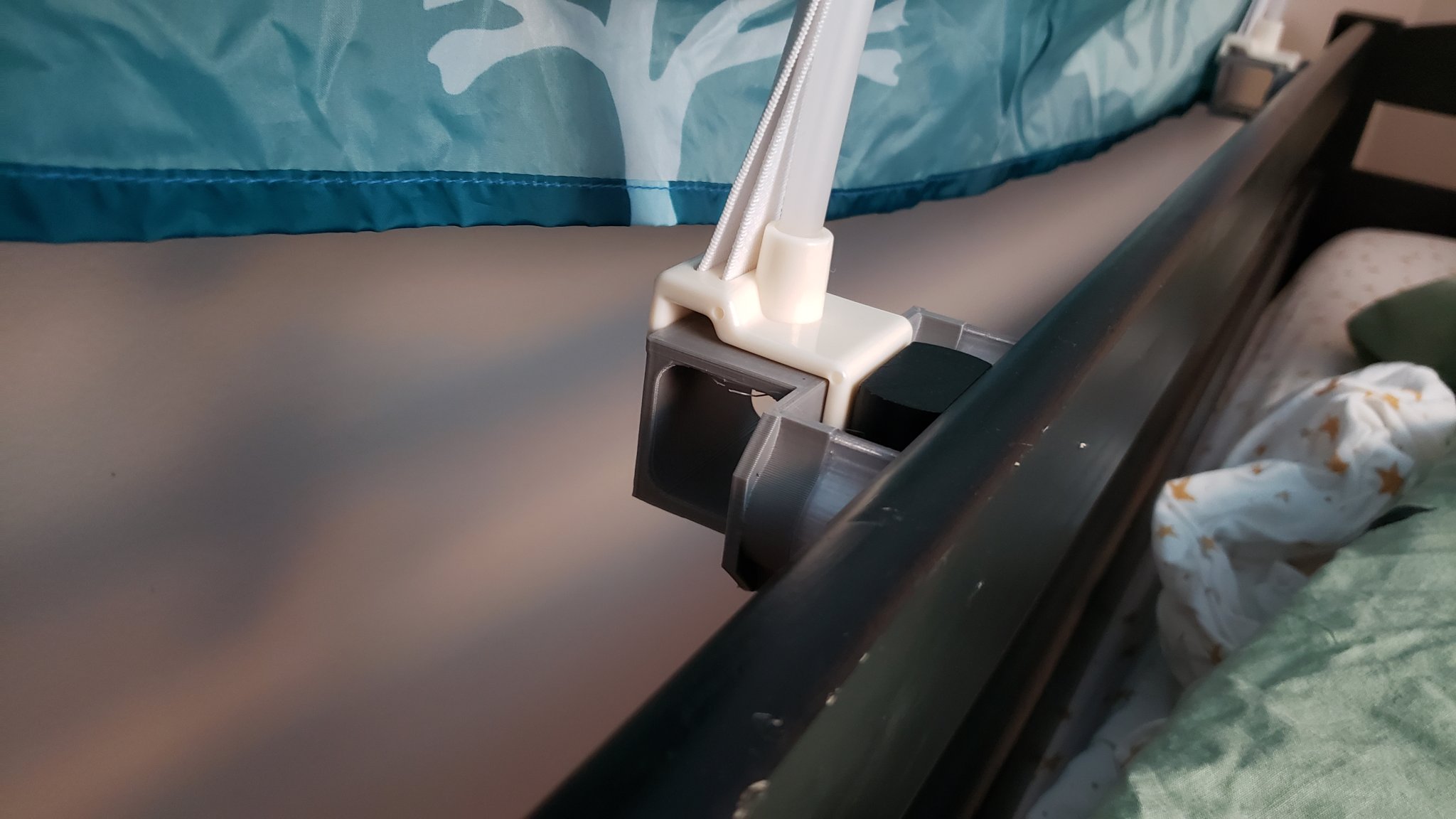 Bộ chuyển đổi giường tầng tent KURA của IKEA