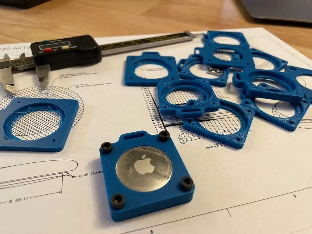 Bao da cứng cho Airtag của Apple