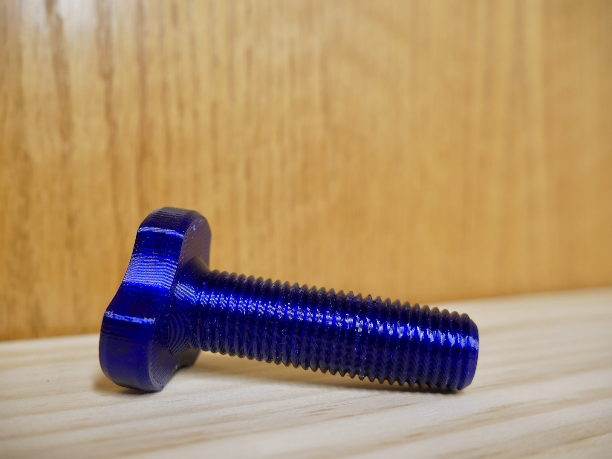 Vít điều chỉnh cho giá đỡ túi rác thân thiện với môi trường