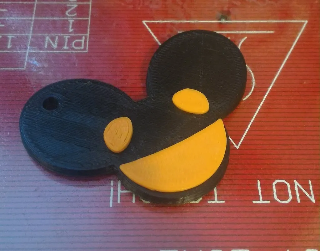 Móc khóa deadmau5 thiết kế độc đáo và sáng tạo