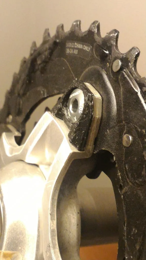 Bộ chuyển đổi ChainRing Shimano MT770 V3 cho pedaleira 2 đĩa