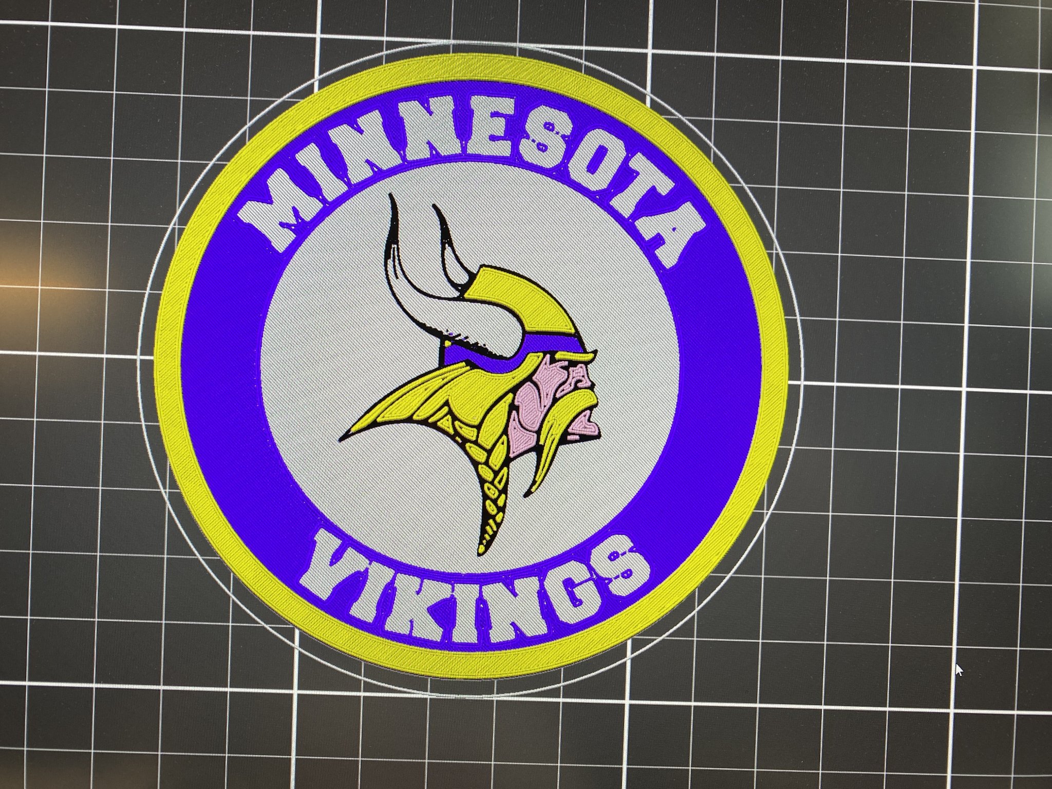 Đế ly Minnesota Vikings cho người hâm mộ bóng đá