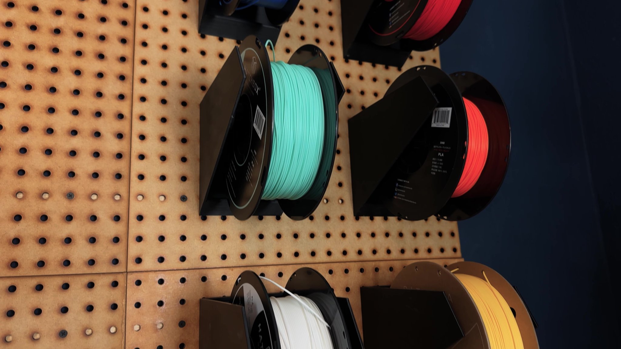 Giá đỡ cuộn filament cho bảng ghim 7mm