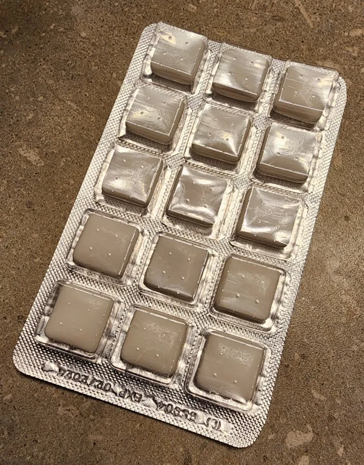 Hộp đựng kẹo cao su tiện lợi cho từng miếng