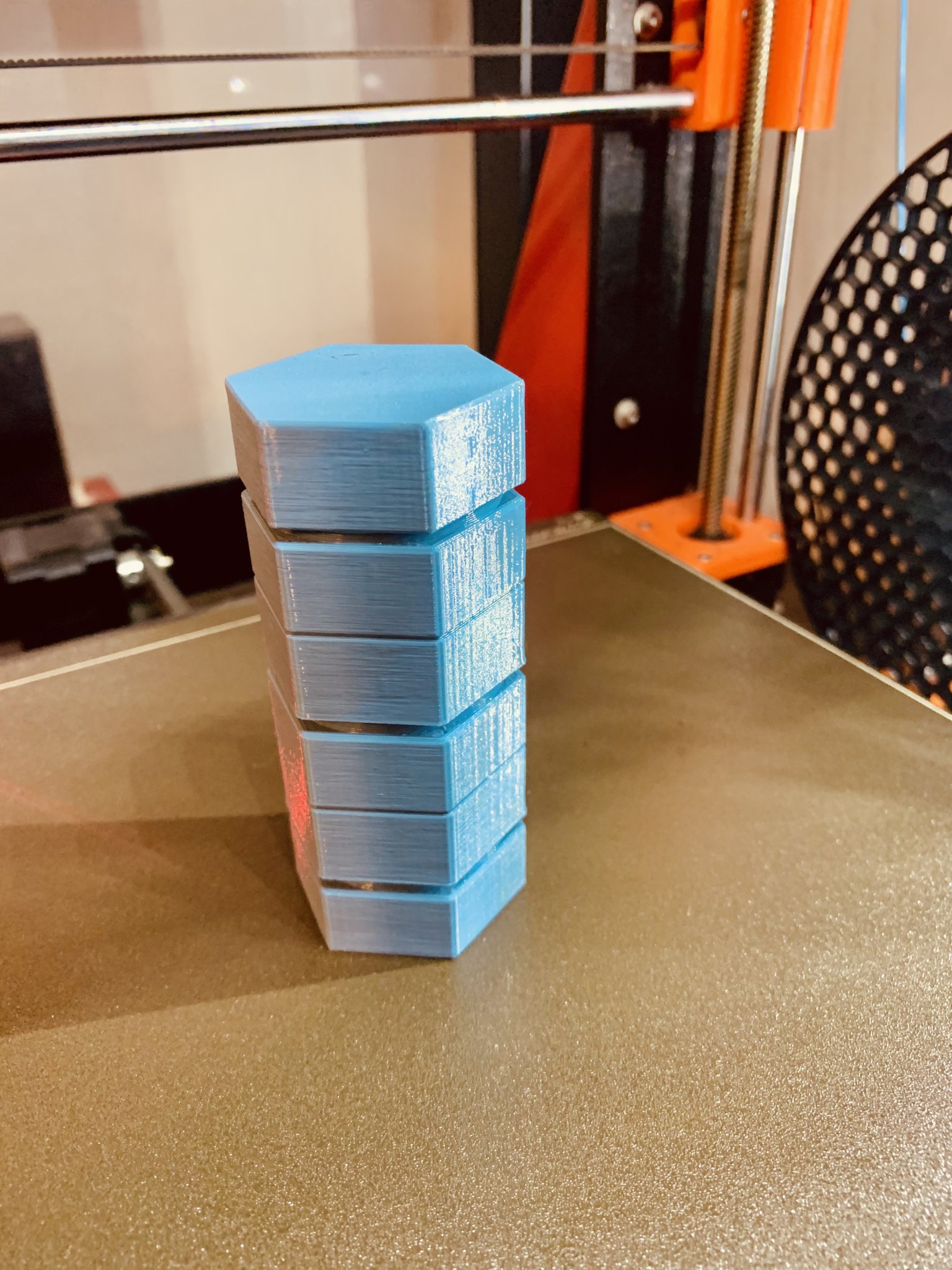 Hộp chứa có ren có thể xếp chồng đa năng