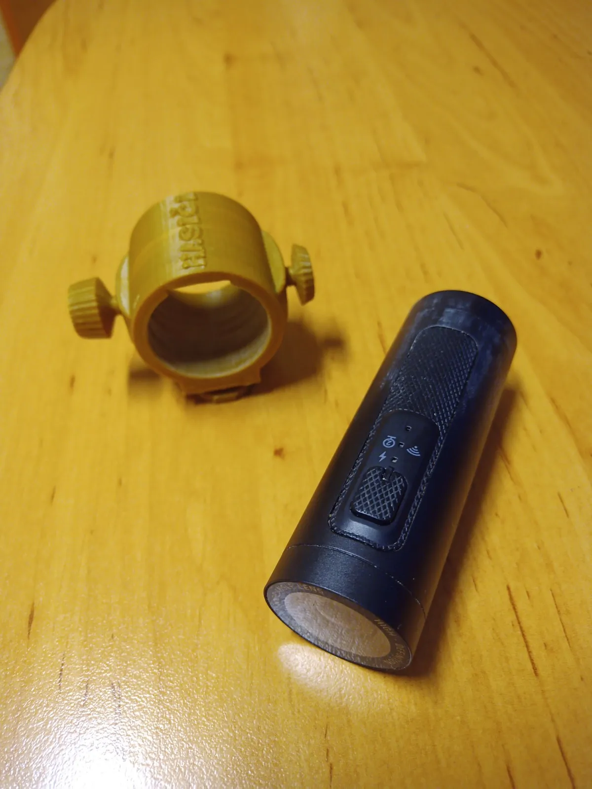 Giá đỡ camera Gallet cho mũ bảo hiểm lính cứu hỏa M700