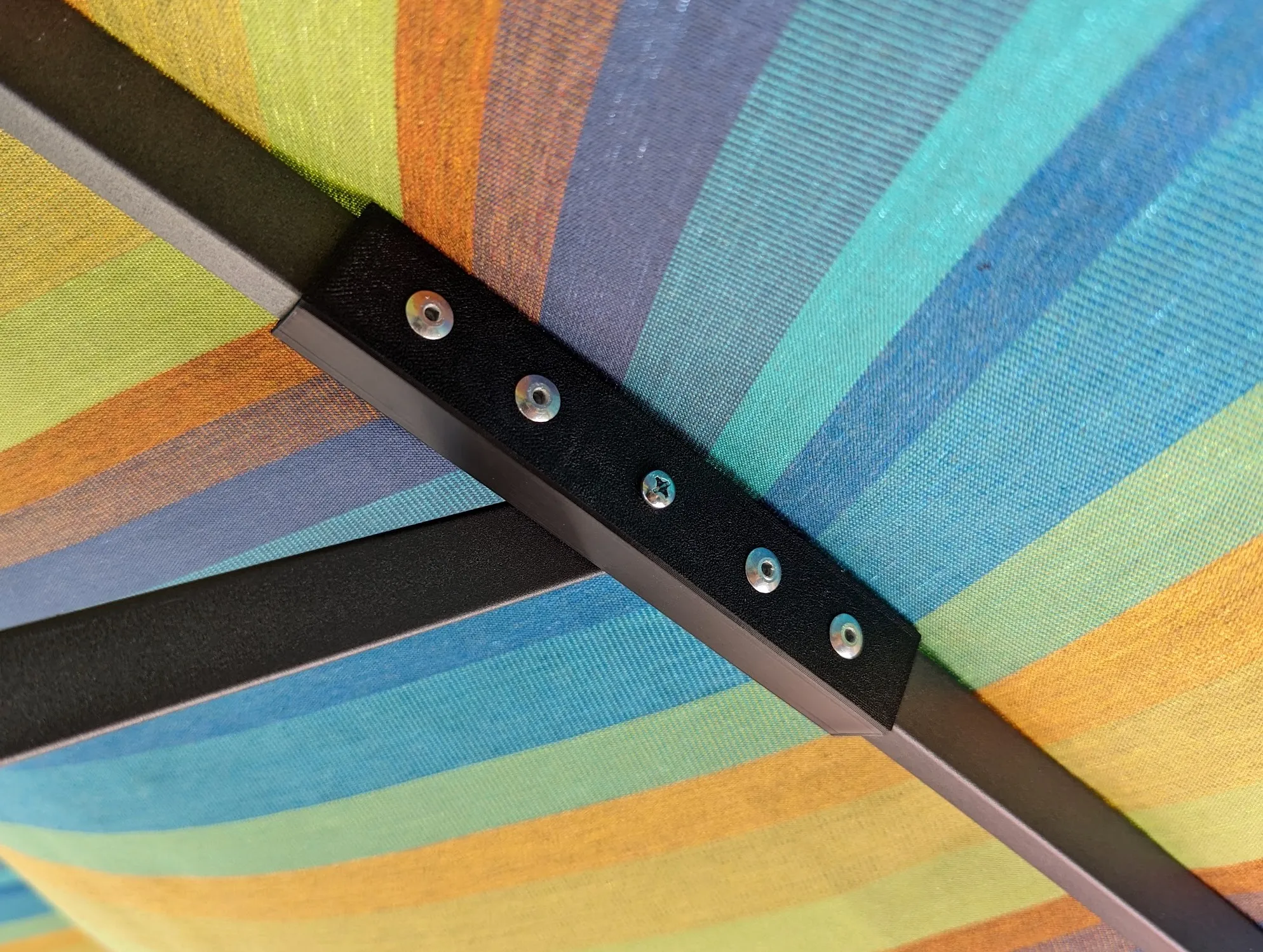 Sửa chữa xương đỡ ô dù Treasure Garden bằng nhôm