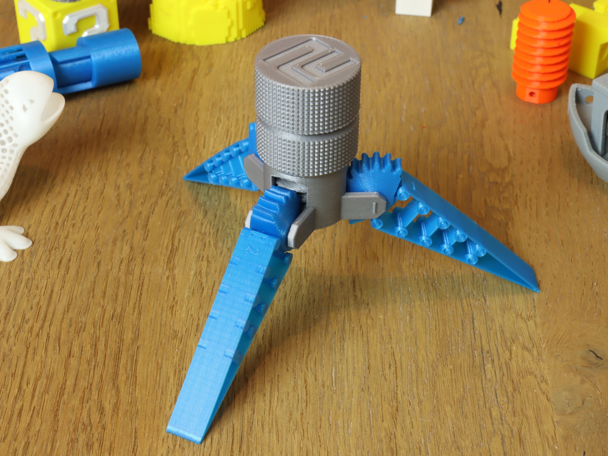 Cụm kẹp linh hoạt theo thiết kế của Festo