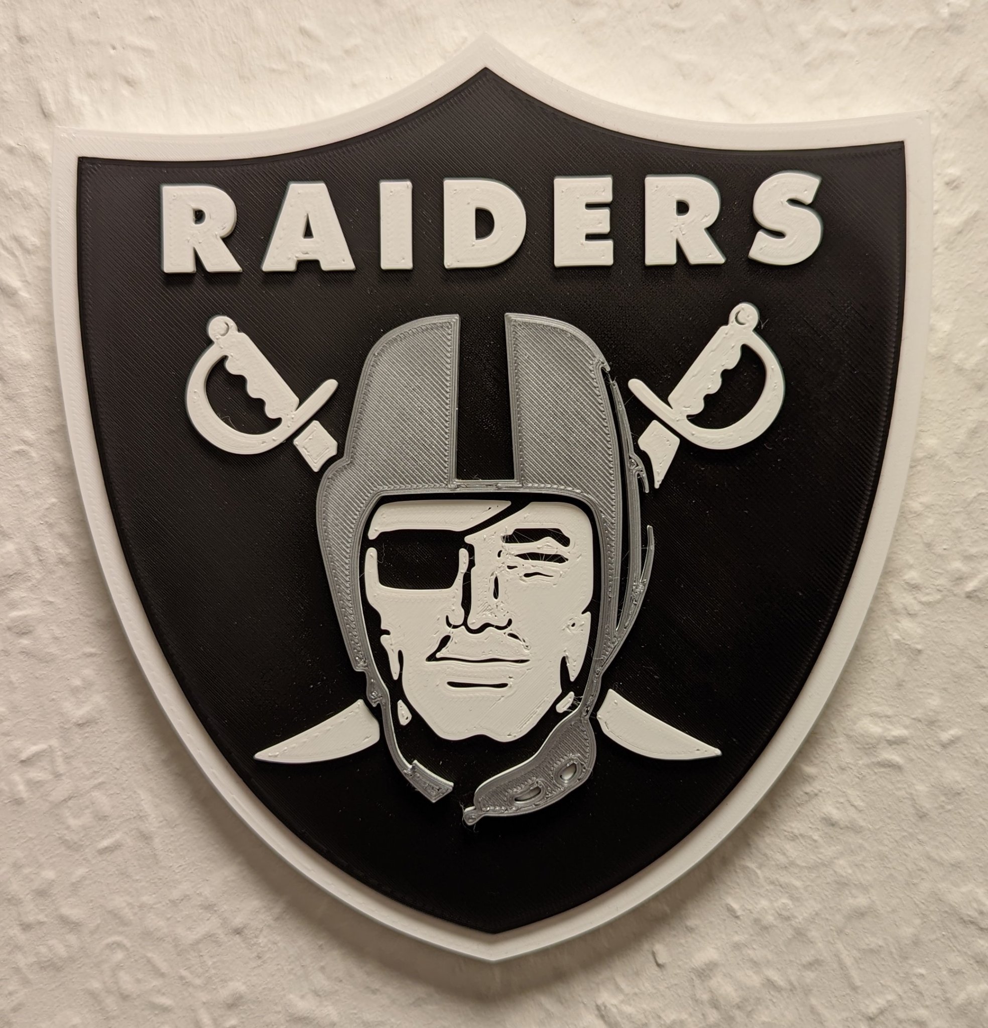 Biểu tượng NFL Raiders với thiết kế giá đỡ độc đáo