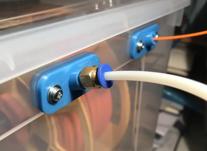 Máy cấp liệu khô góc với nguồn cấp