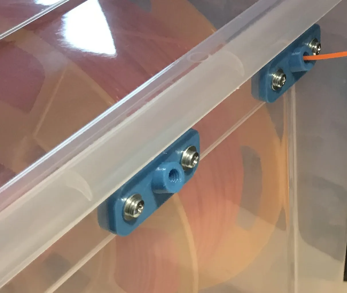 Máy cấp liệu khô góc với nguồn cấp