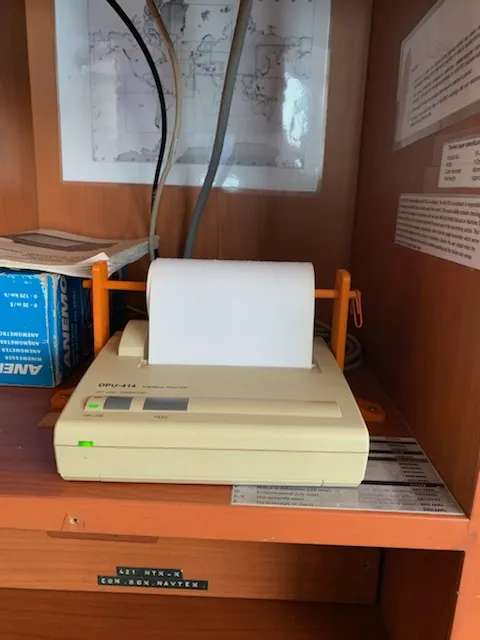 Giá đỡ cuộn giấy cho máy in Navtex DPU-414