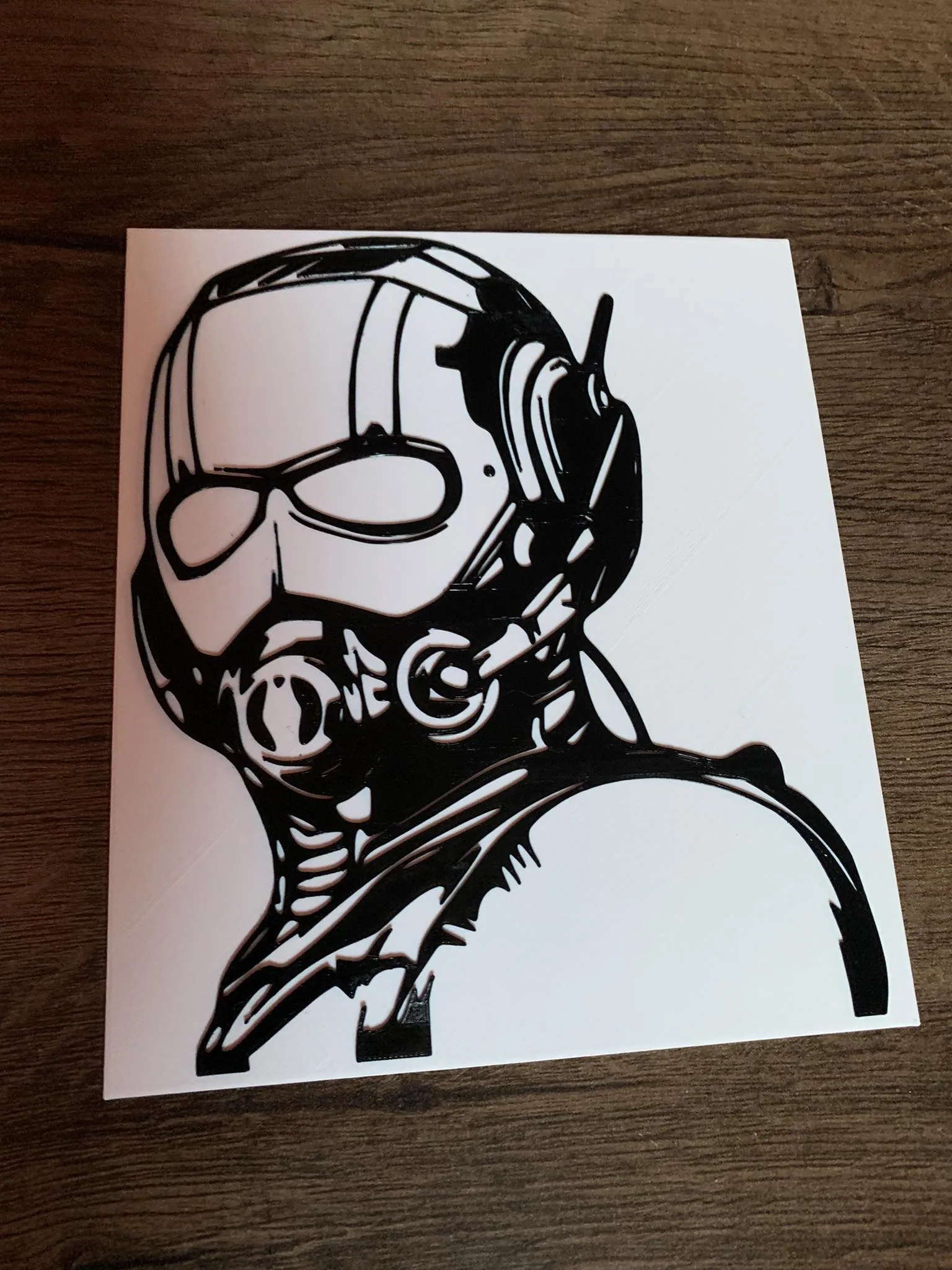 Nhân vật Antman treo tường phong cách Marvel