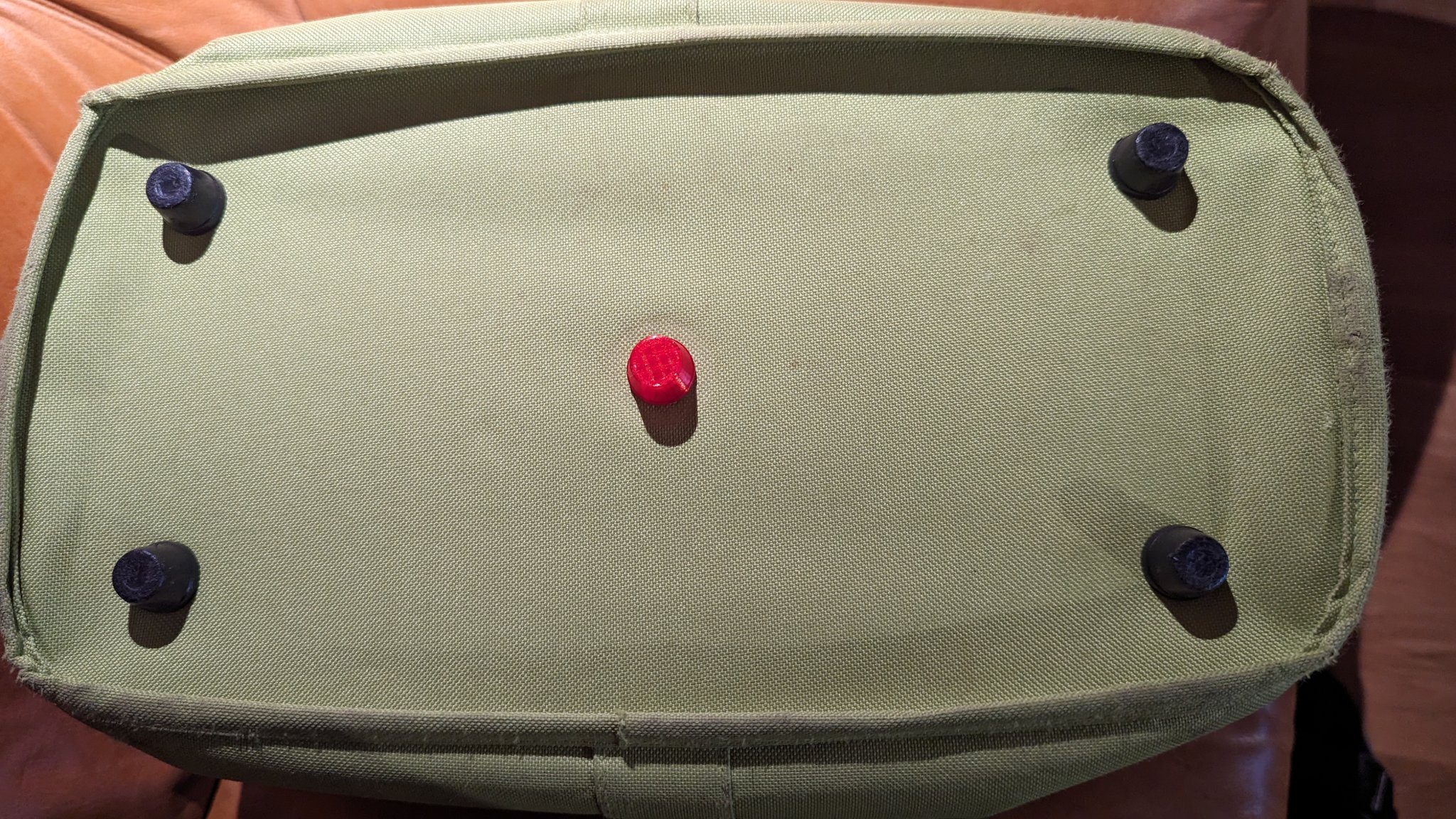 Bộ phận thay thế chân túi xách Reisenthel