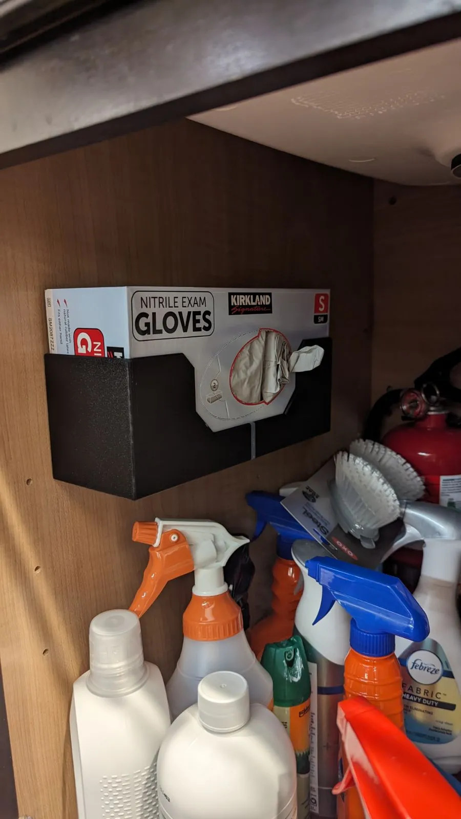 Giá đỡ găng tay treo tường cho hộp găng Kirkland