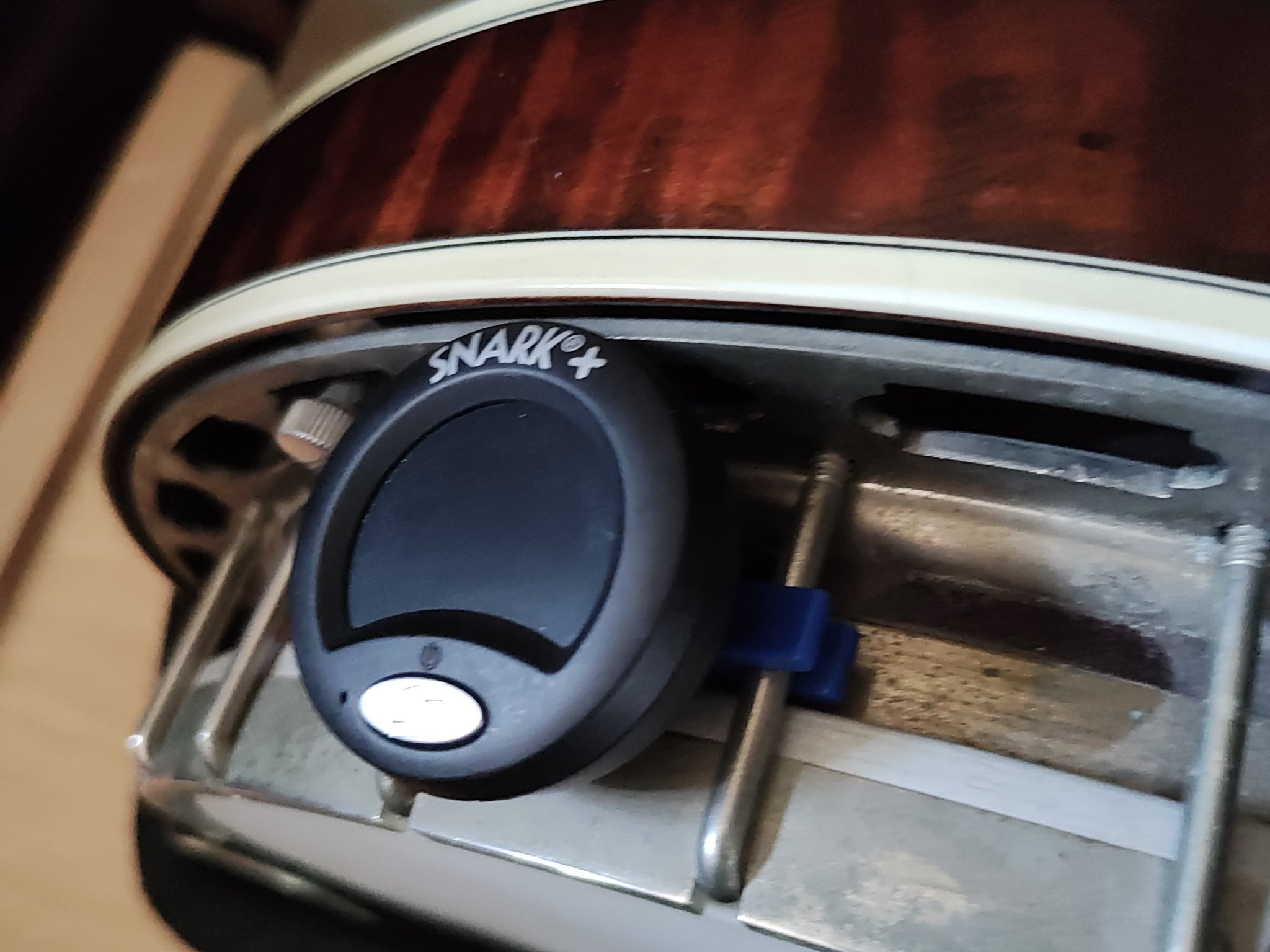 Giá đỡ bộ chỉnh Snark cho đàn banjo kiểu Gibson