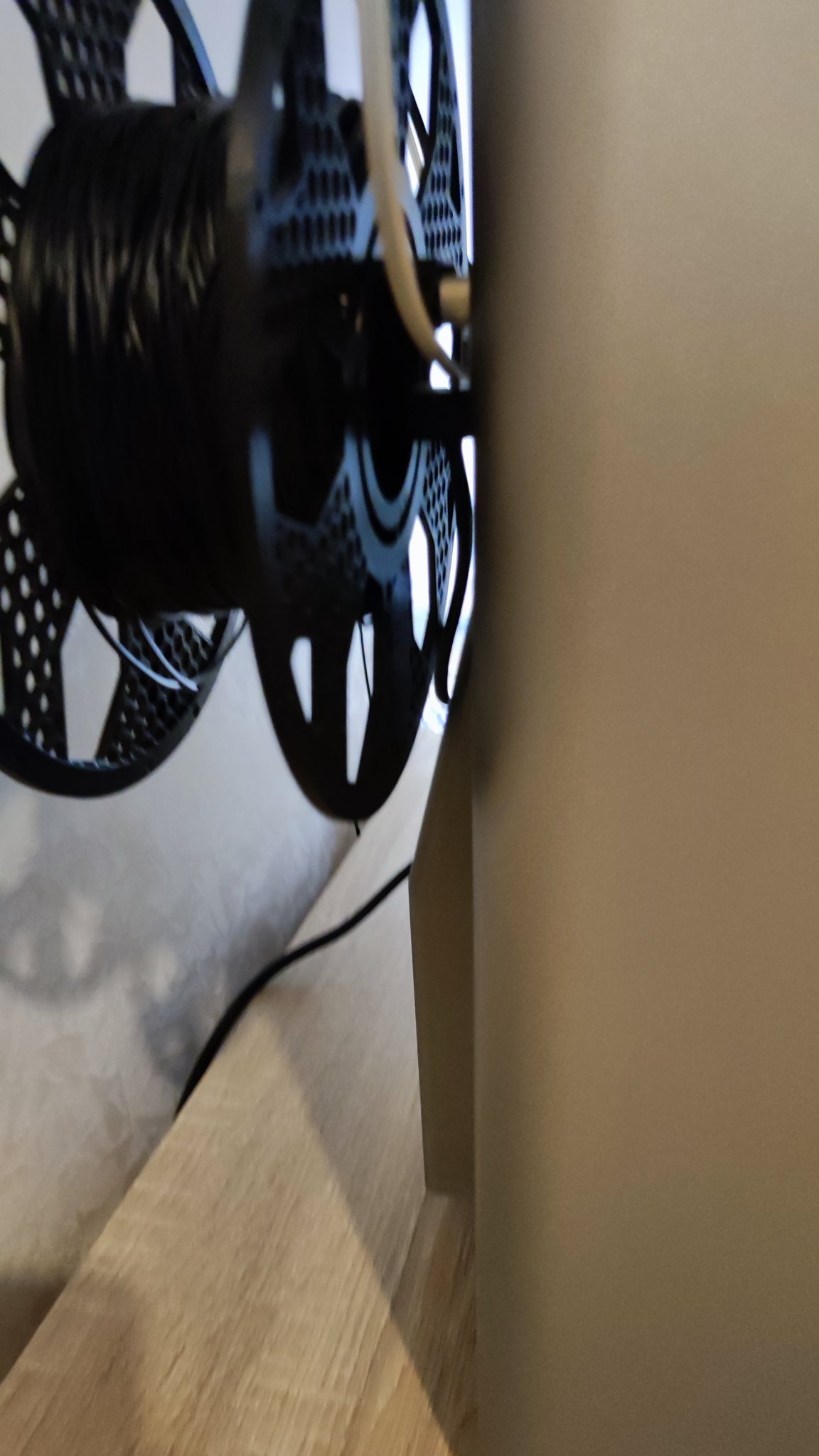 BAMBU LAB X1C ỐNG THẢ PHÂN TỪ TÍNH MỎNG VÀ ĐẦY ĐẶN