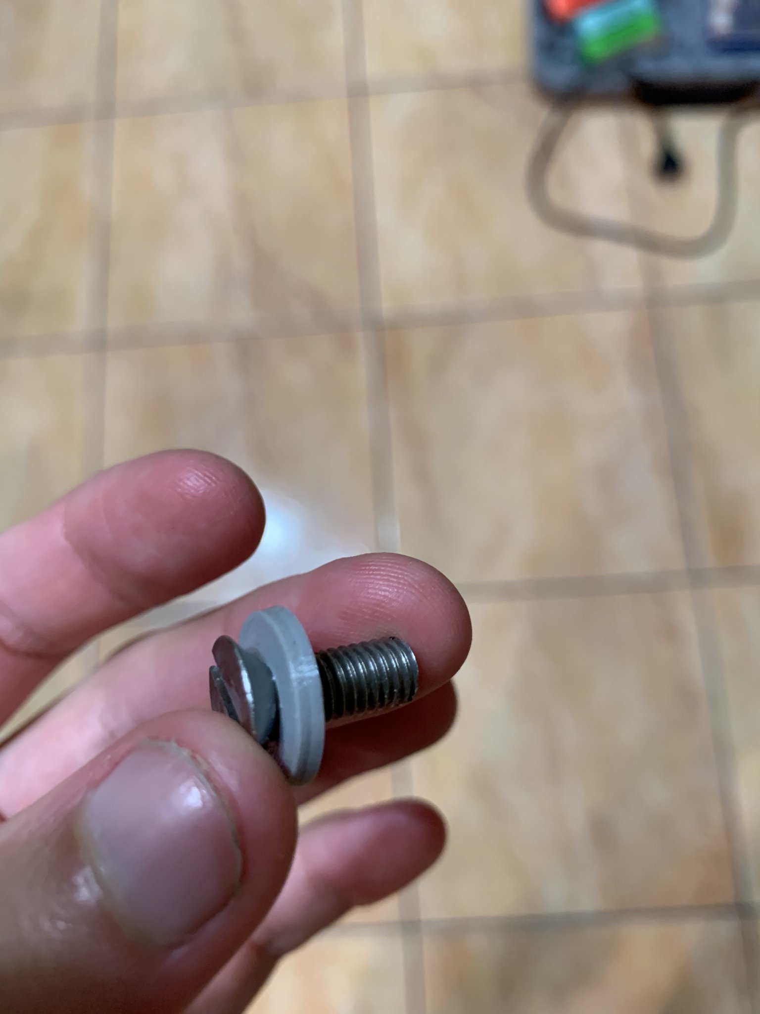 Nắp chảo có ren và gioăng chống rò rỉ