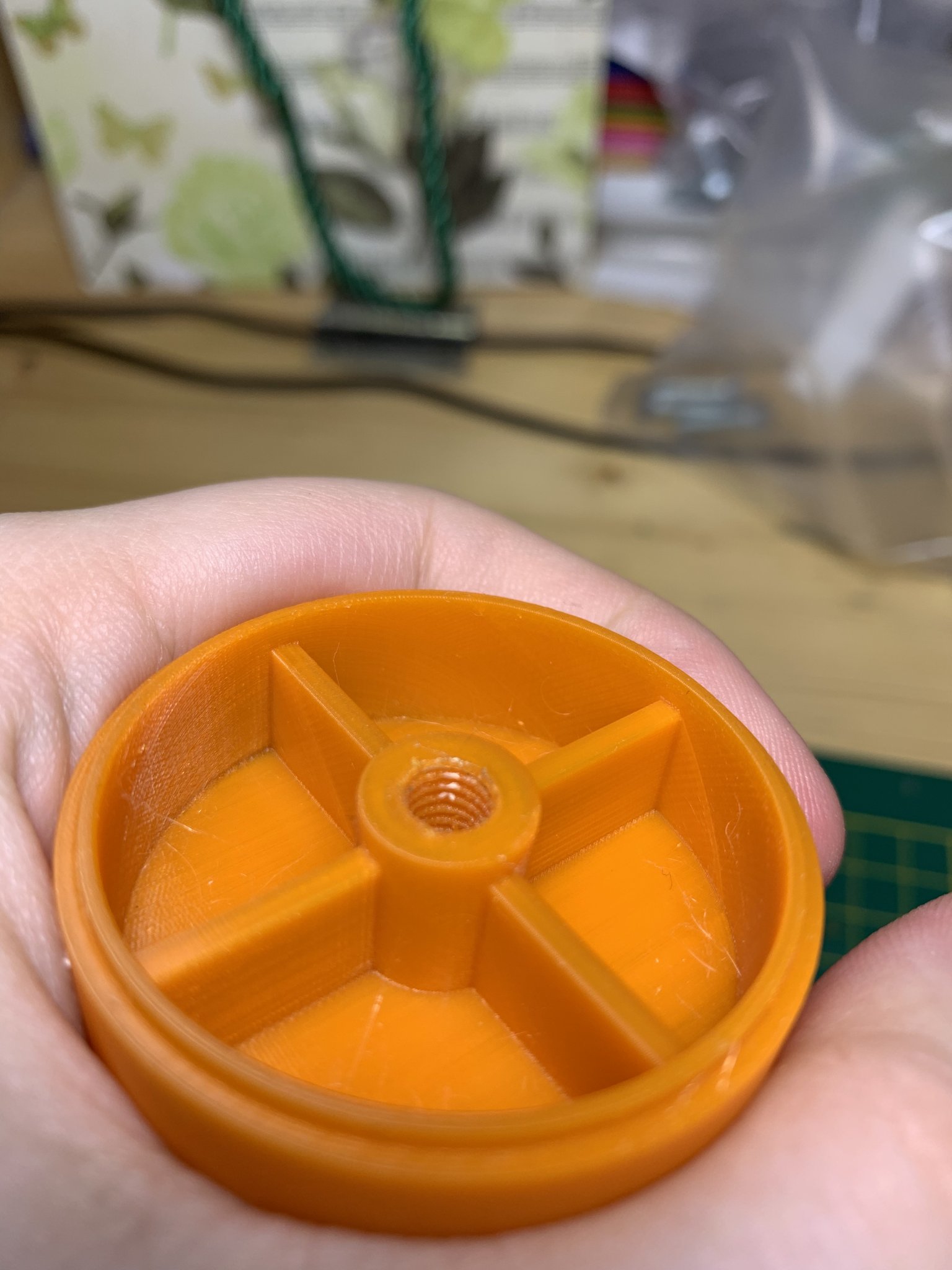 Nắp chảo có ren và gioăng chống rò rỉ