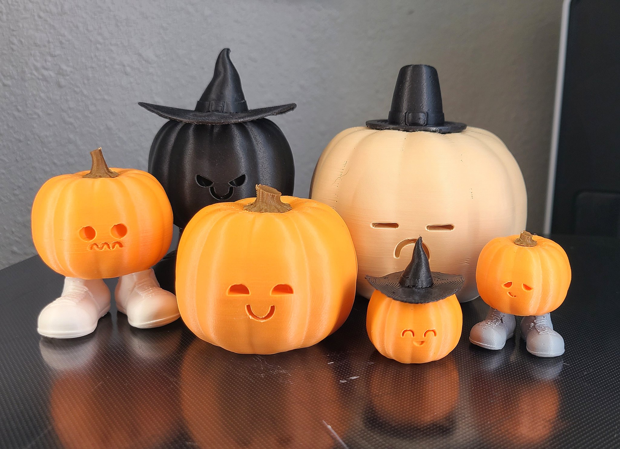 Nhân vật bí ngô dễ thương với nhiều biểu cảm khác nhau