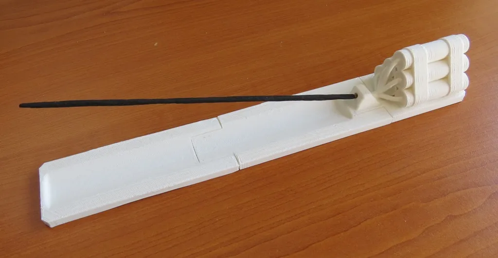 Giá đỡ nhang hình thuốc nổ độc đáo