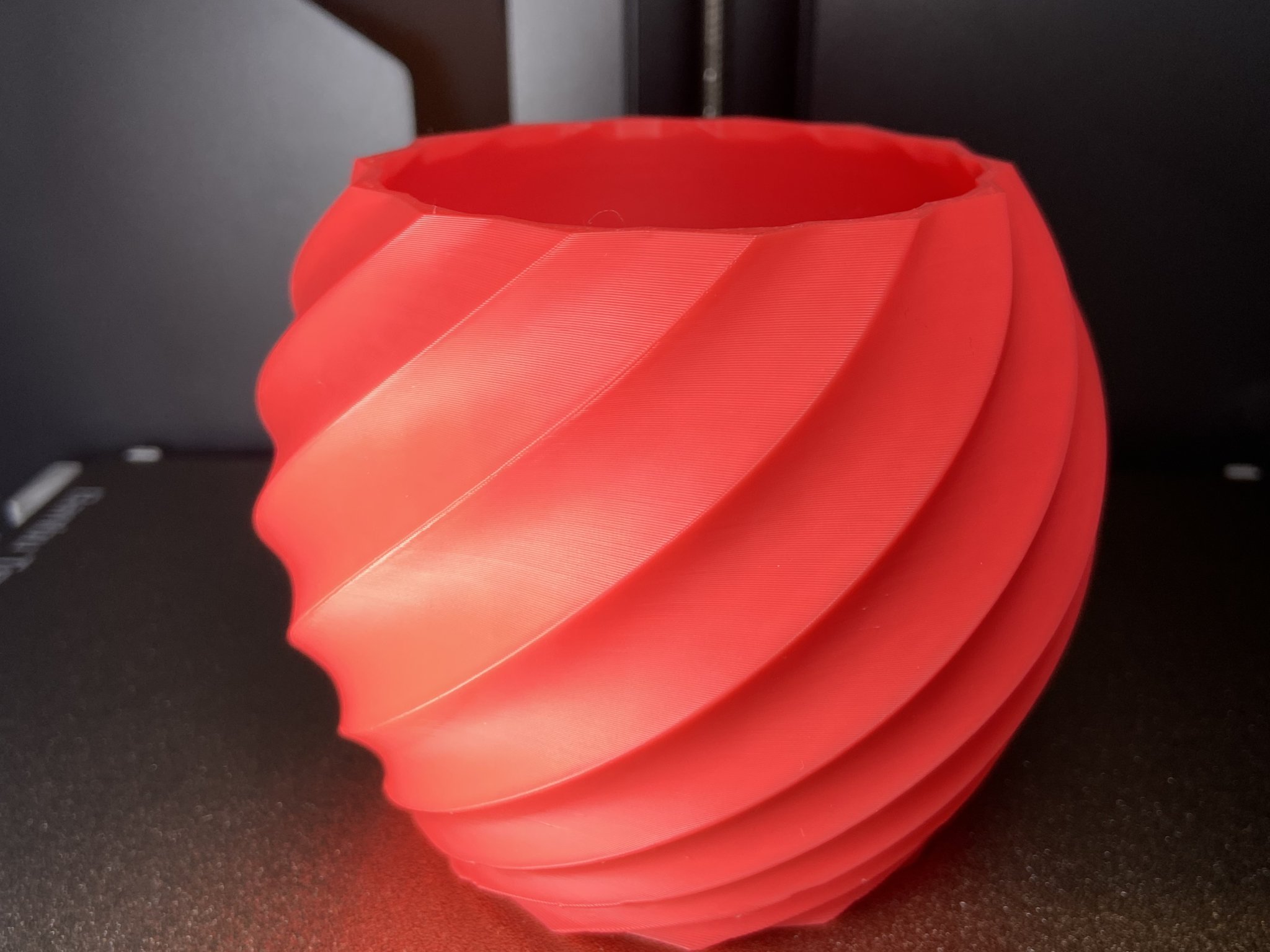 Bình hoa xoắn ốc cho cây trồng