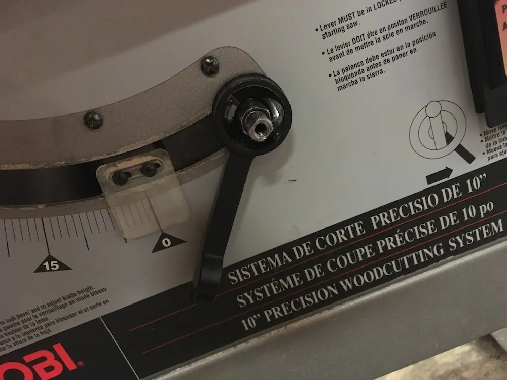 Bánh xe điều chỉnh cho máy cưa bàn Ryobi BT3000