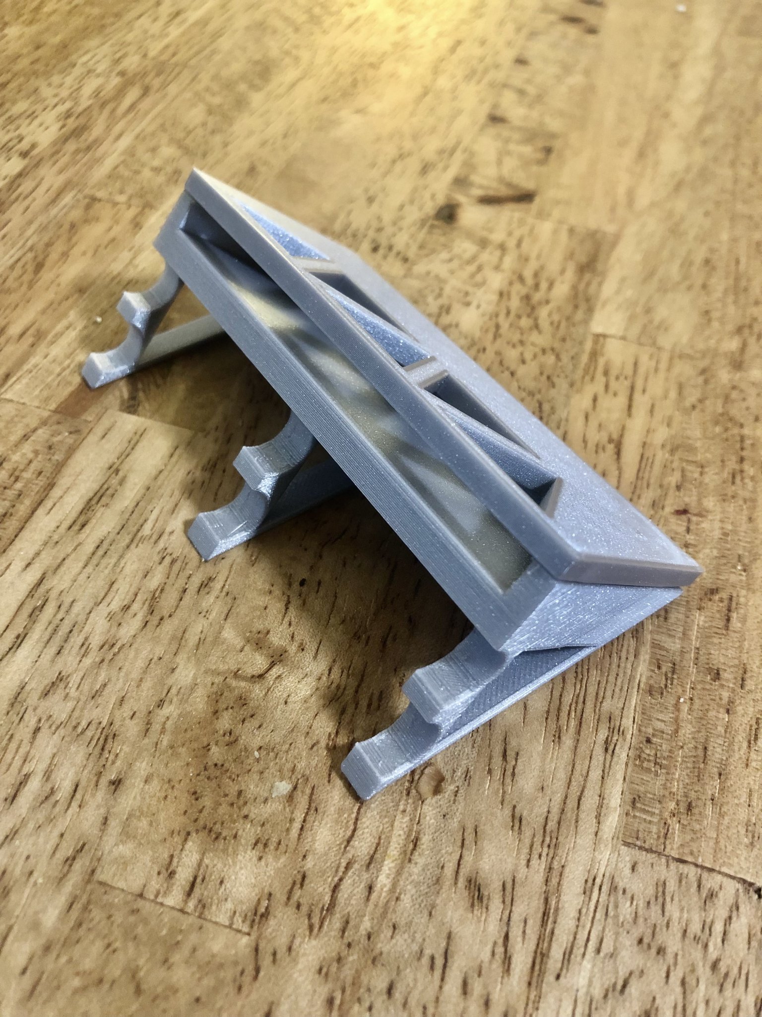 Giá đỡ danh thiếp và bút với mặt thay thế