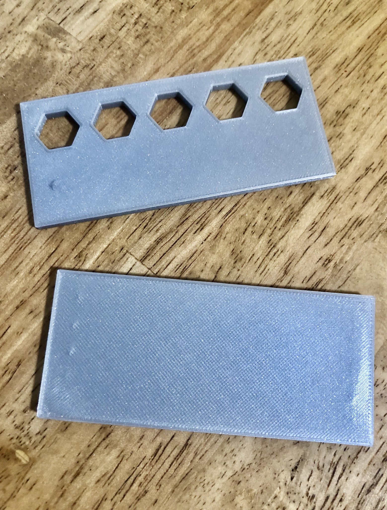 Giá đỡ danh thiếp và bút với mặt thay thế