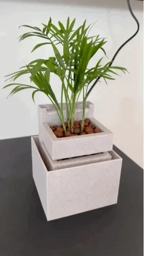 Chậu cây kết hợp đài phun nước hiện đại