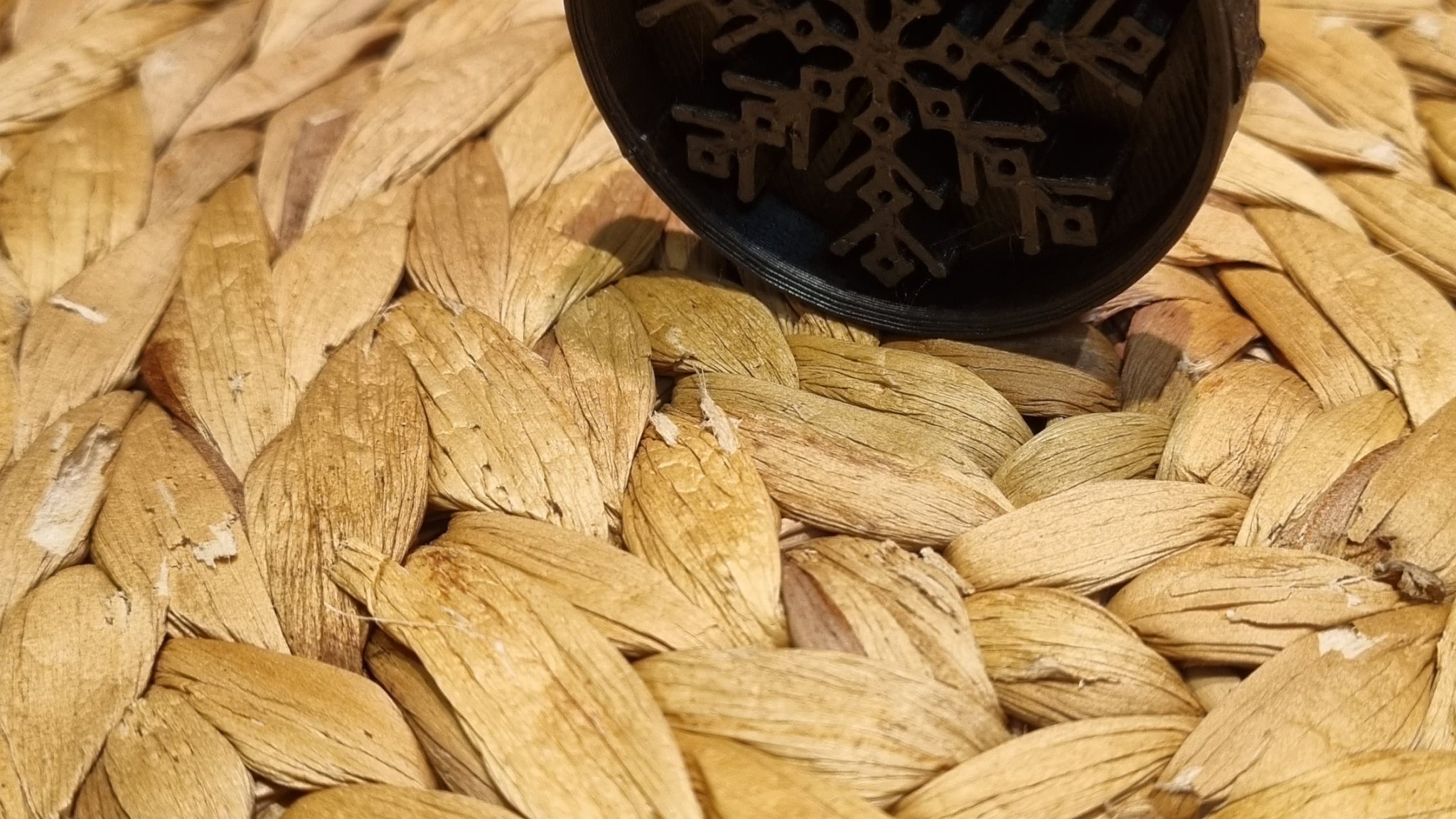 Khuôn cắt bánh quy Giáng Sinh hình bông tuyết 5 cm