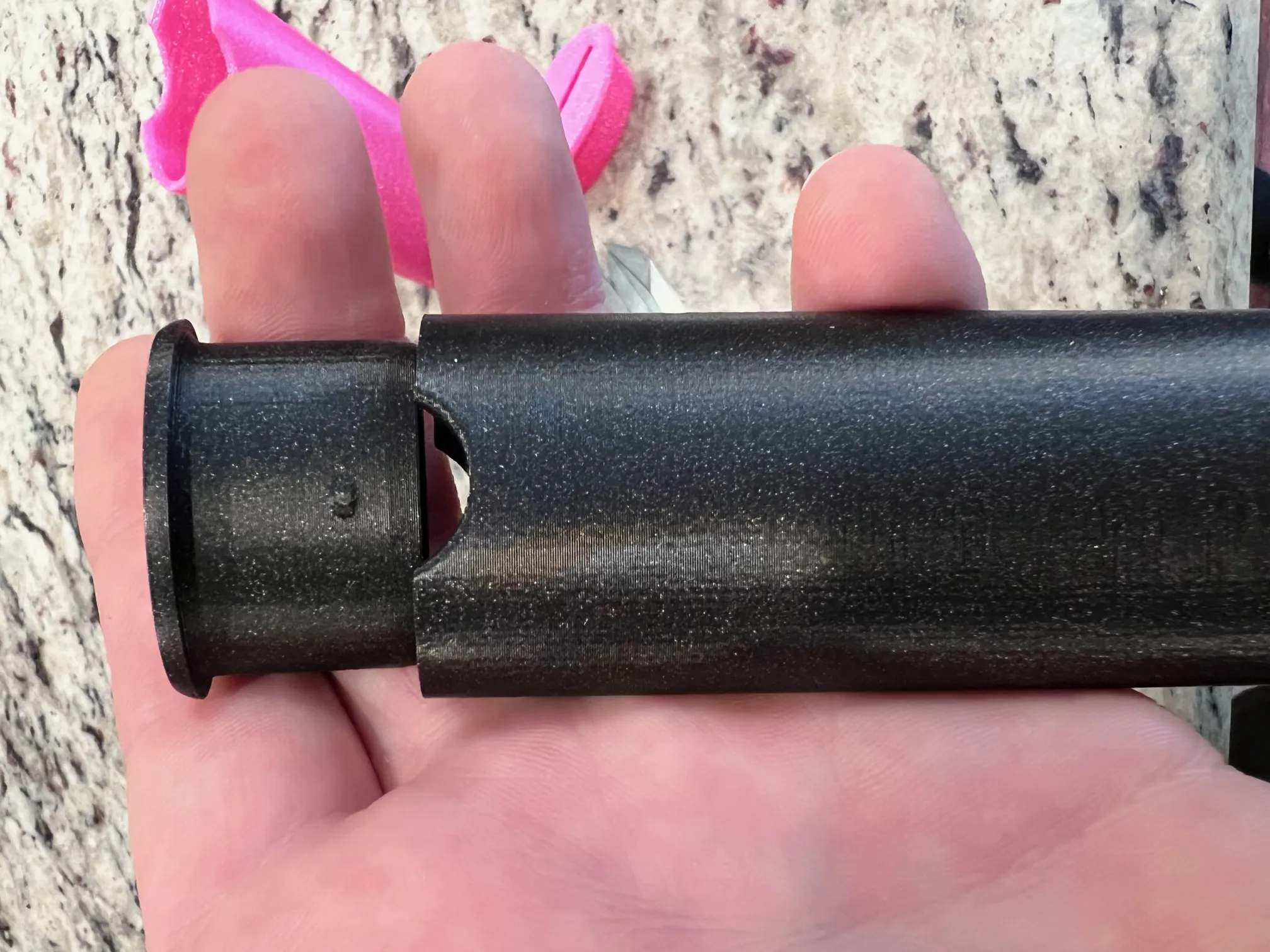 Hộp thu gom lưỡi dao cạo đã gãy