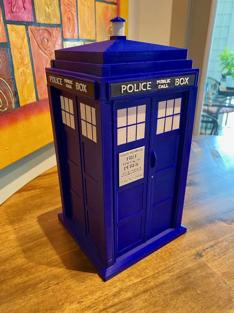Hộp trang sức TARDIS V 2.0 - Phụ kiện và biển hiệu