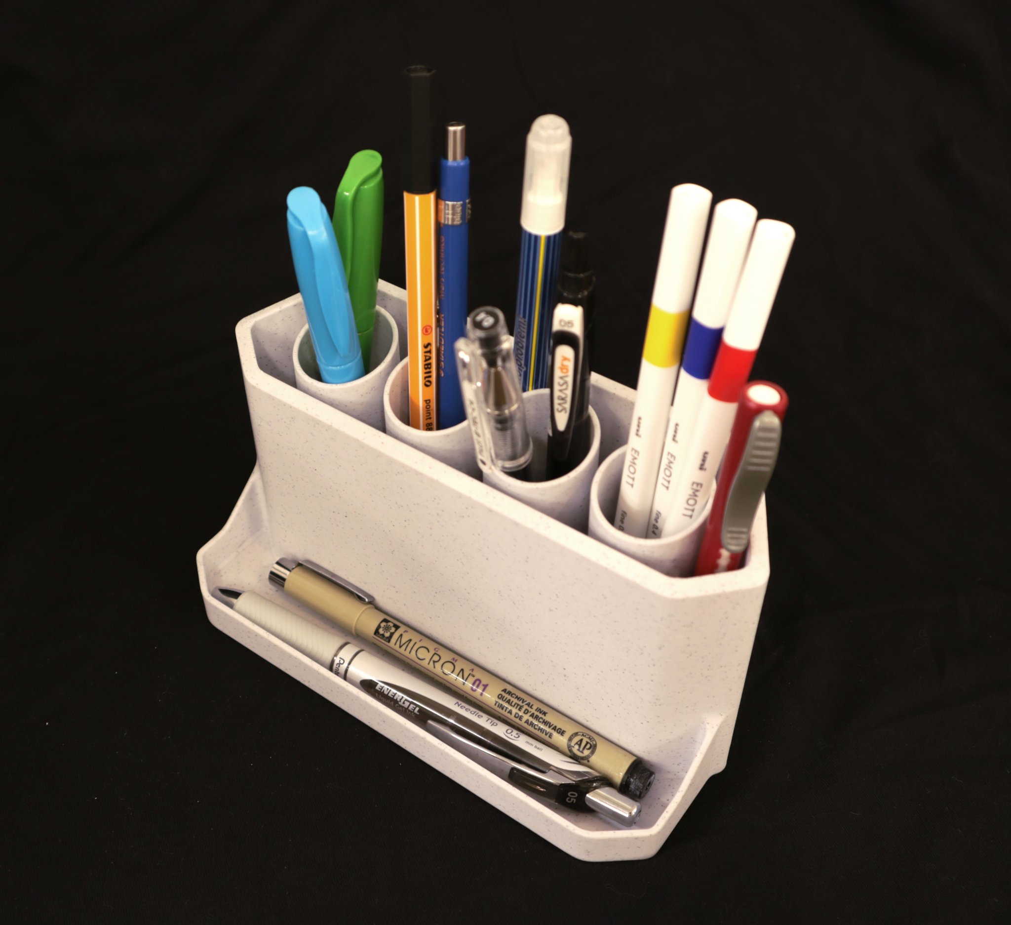 Giá đỡ bút hình ống xả C8 Corvette Z06 với khay để đồ