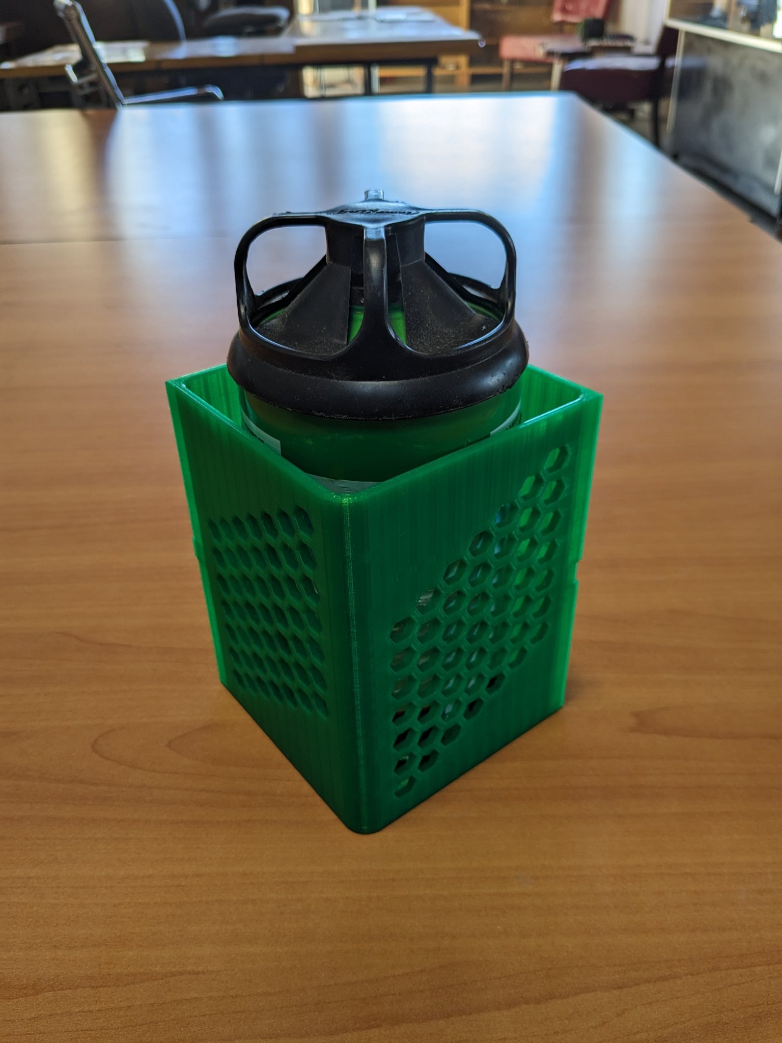 Hộp đựng bình gas propane 1 lb cho cắm trại