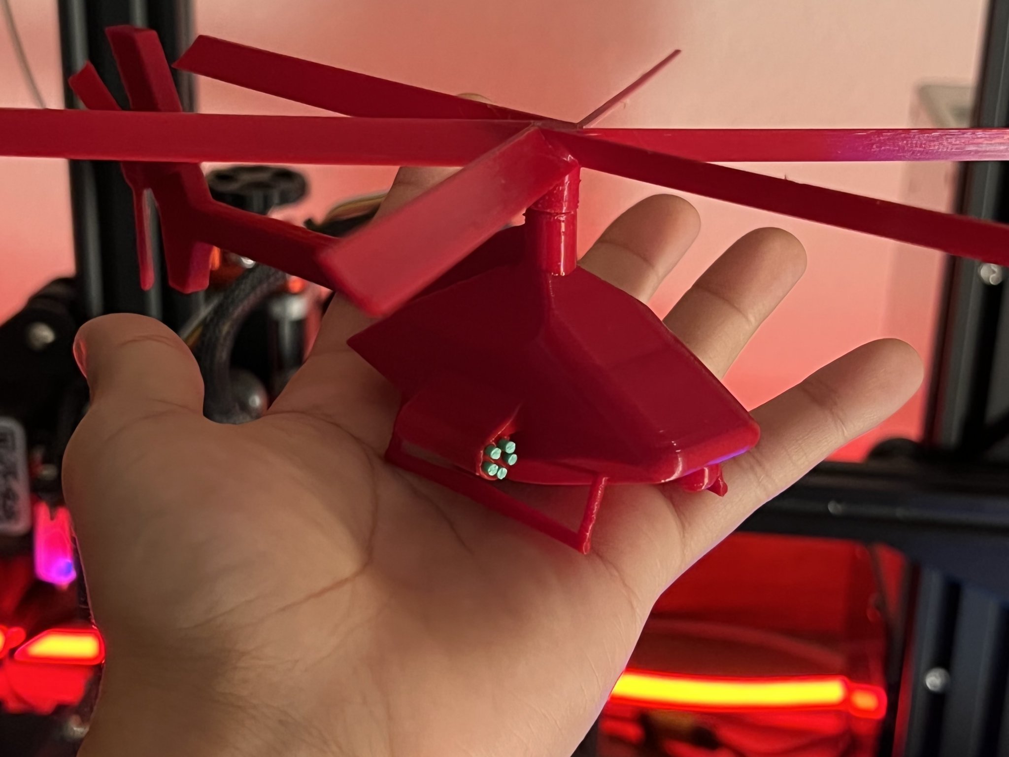 Máy bay trực thăng in tại chỗ độc đáo