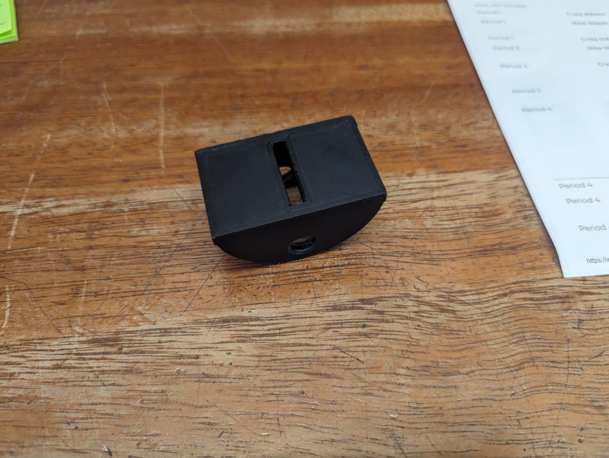 Giá đỡ cho thước mét với khả năng xoay và treo