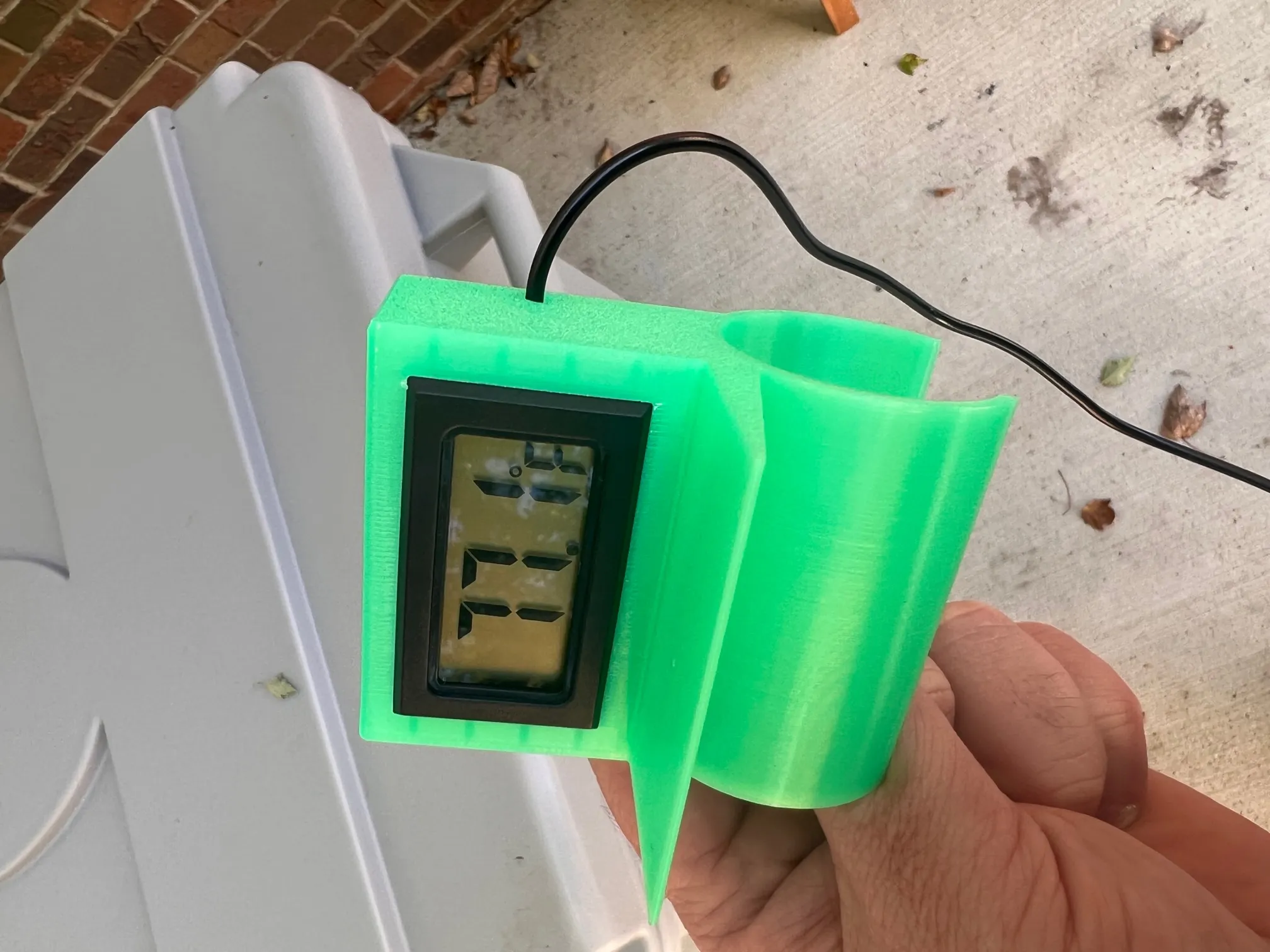 Giá đỡ đồng hồ đo nhiệt độ cho máy làm lạnh Grizzly 400