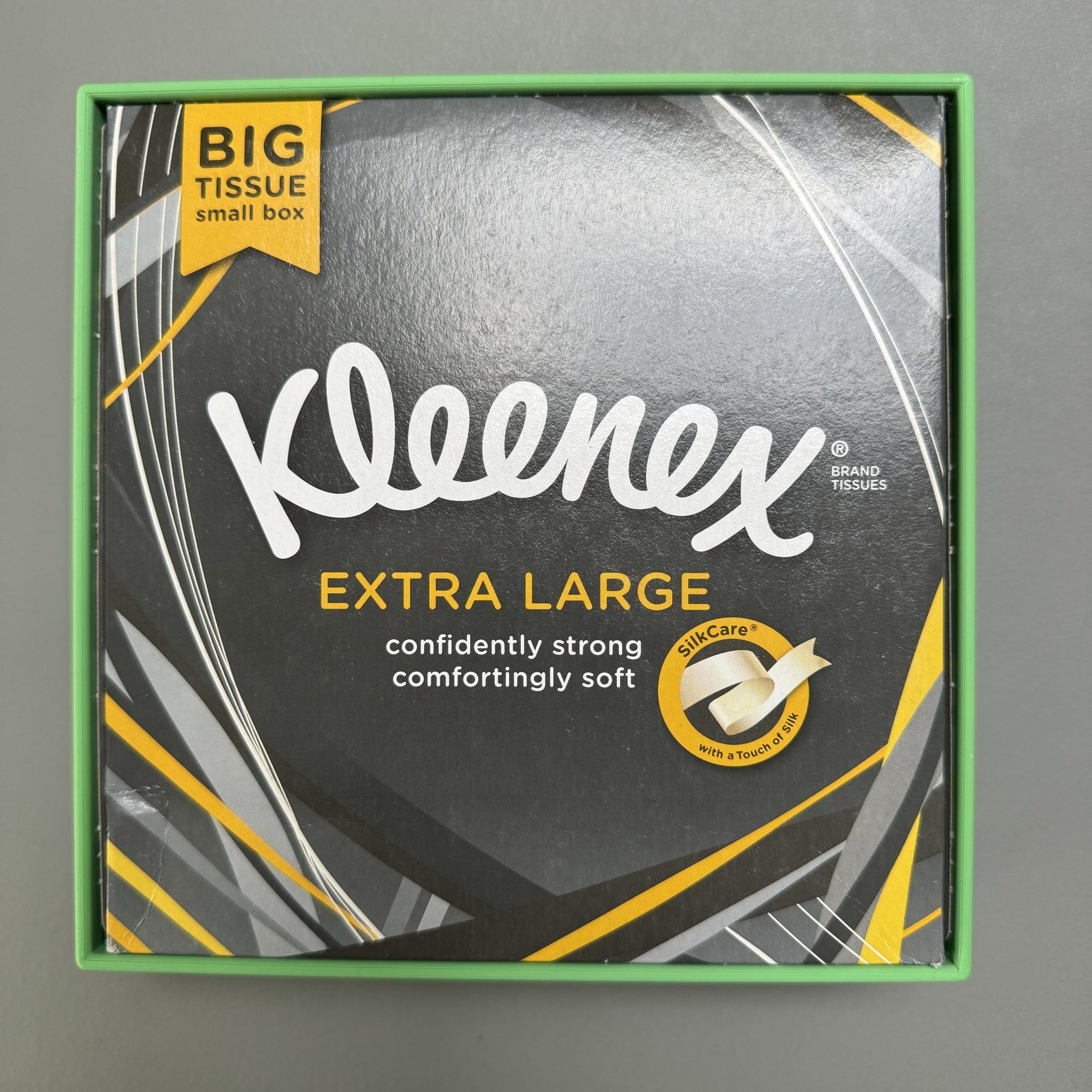 Giá đỡ hộp khăn giấy Kleenex XL Compact