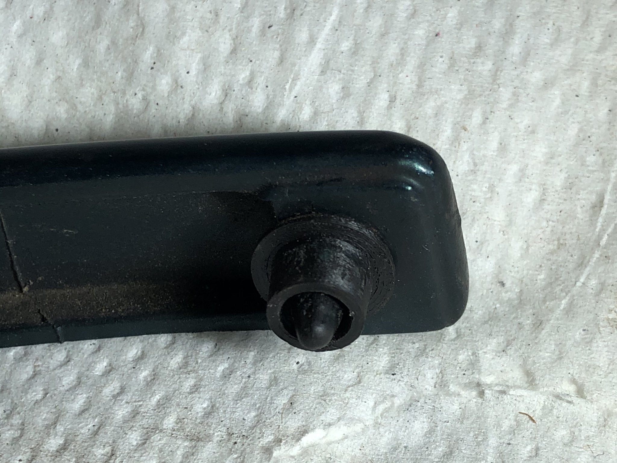 Giá đỡ đèn pha Audi 80 431 853 548