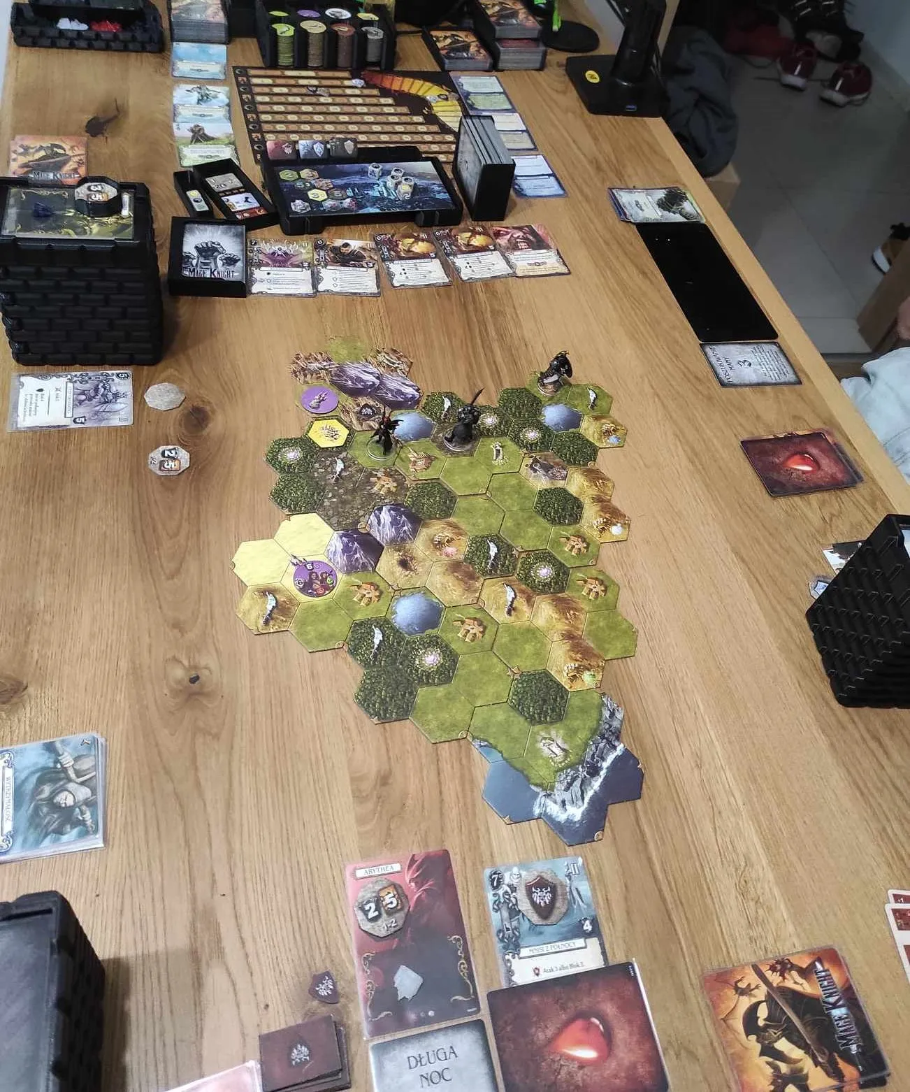 Bộ tổ chức cao cấp cho Mage Knight với hệ thống lưu trữ