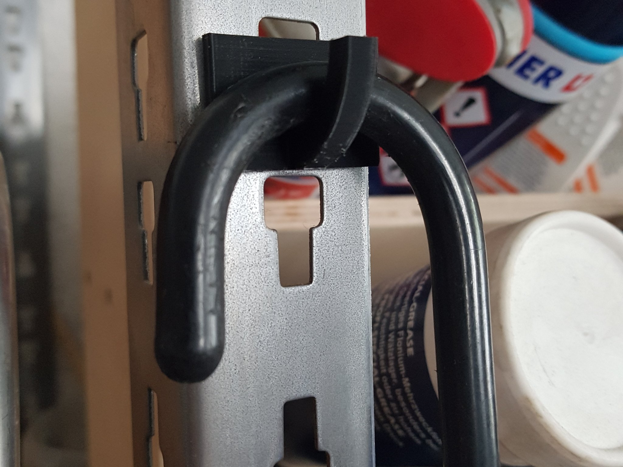 Móc treo cho giá đỡ nặng bằng PLA