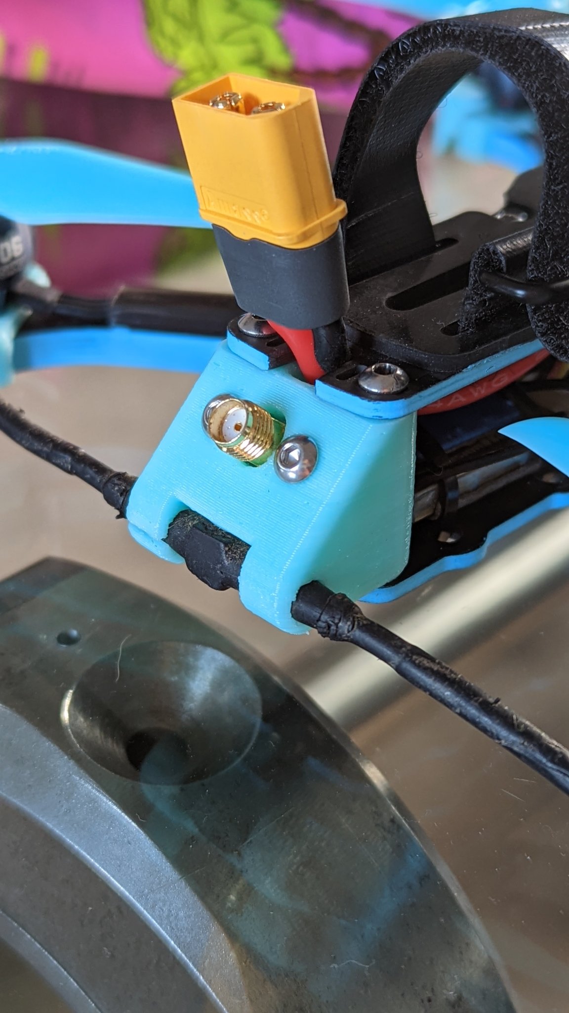 Giá đỡ ăng-ten TBS SMA cho TBS Source One V5