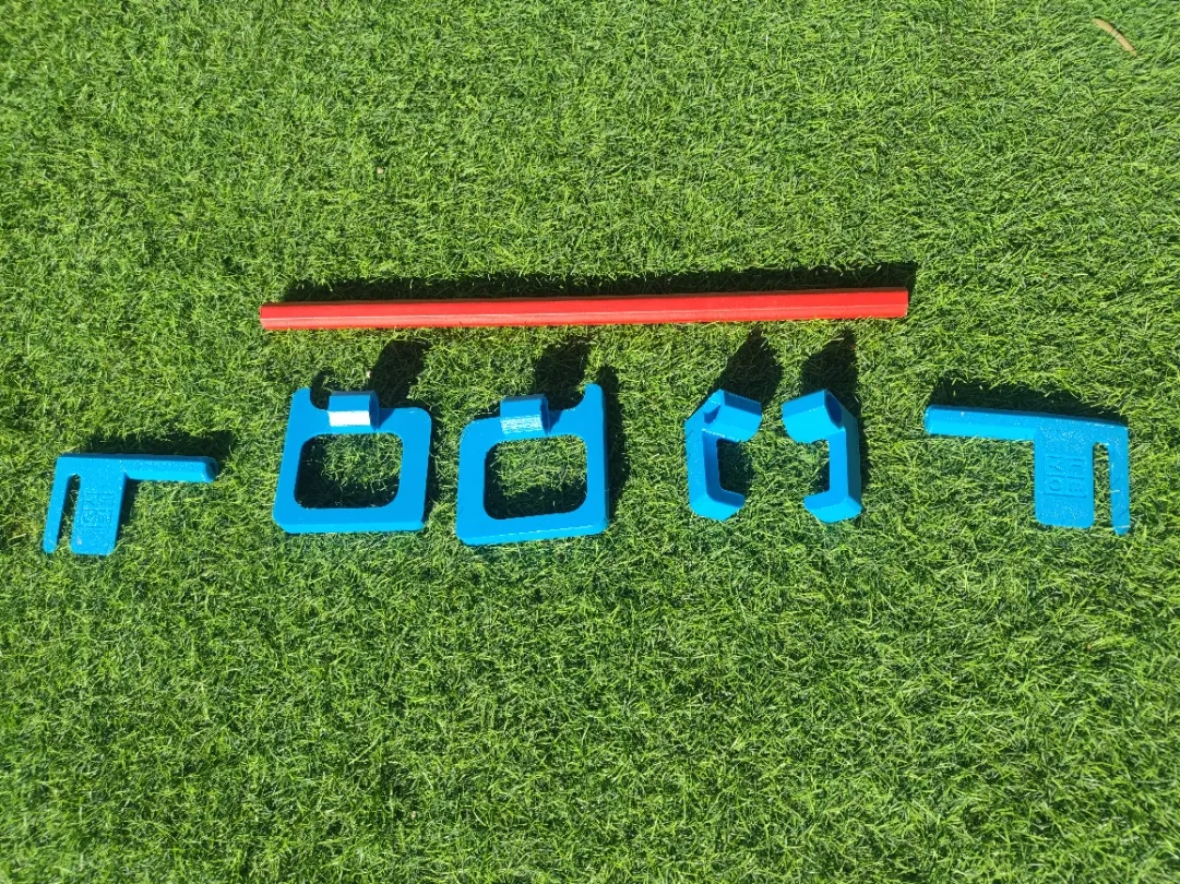 Giá đỡ đa năng cho thiết bị trong xe Volvo