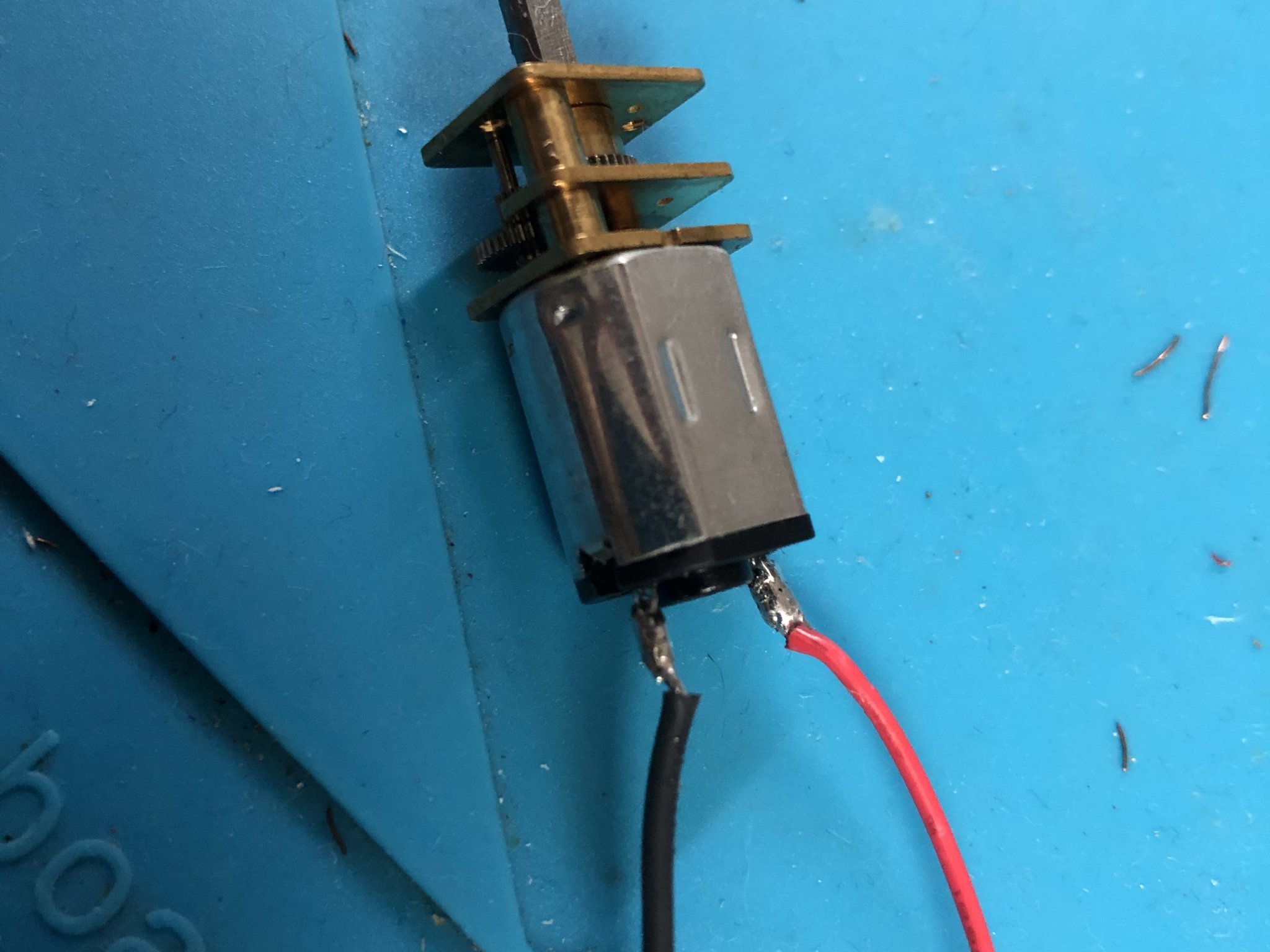 Ngựa di chuyển - Đứng với pin sạc lại