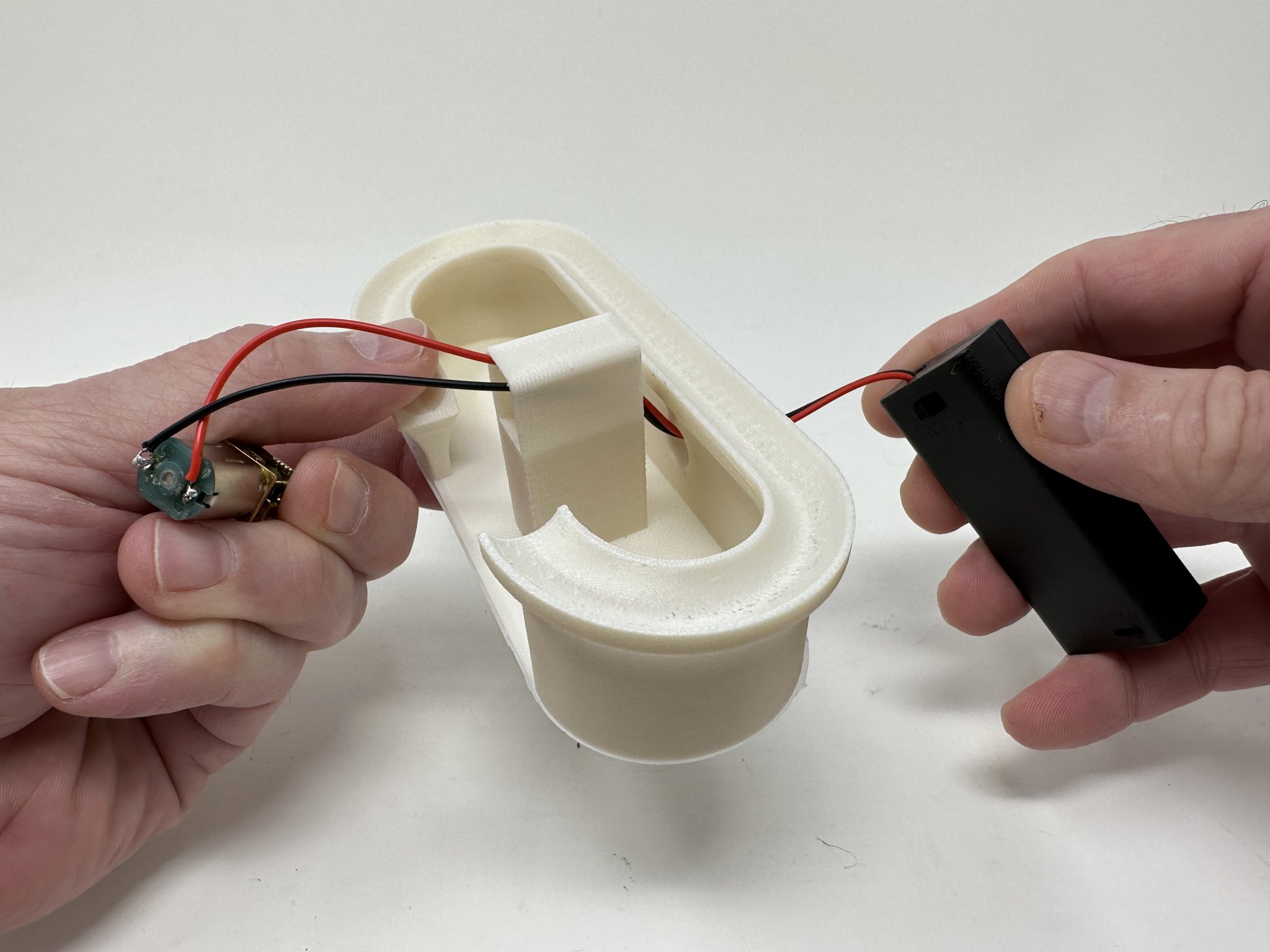 Bộ Marblevator đơn giản với động cơ và bánh xe 3D in