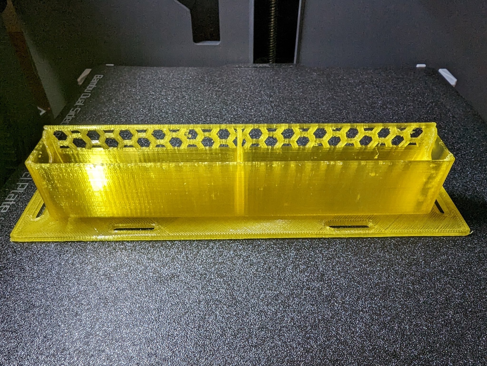 Cửa ra vào tổ ong nhỏ và lớn chống bọ nhỏ