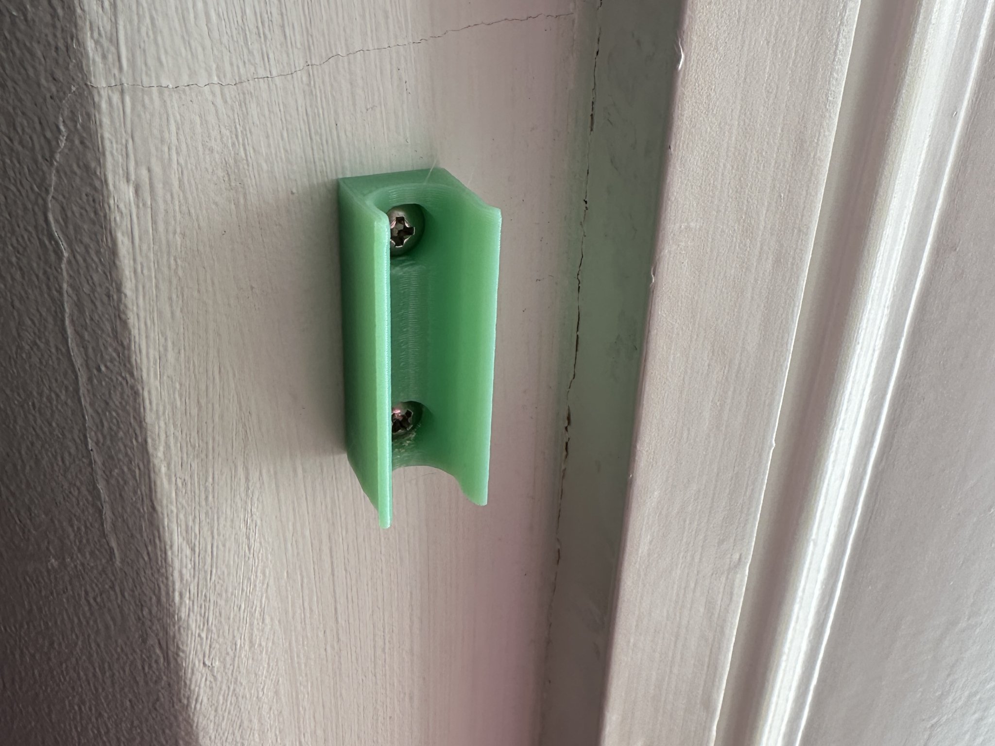 Kẹp giữ thanh kéo RIKTIG với 2 ốc vít